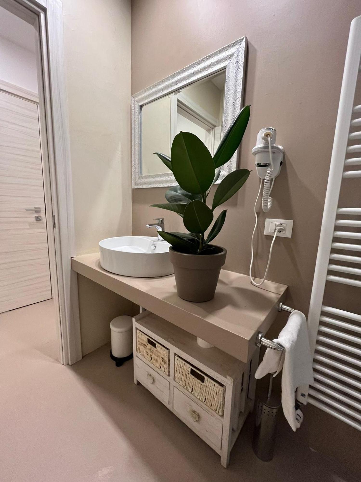 Venus Suites Cervia Exterior foto