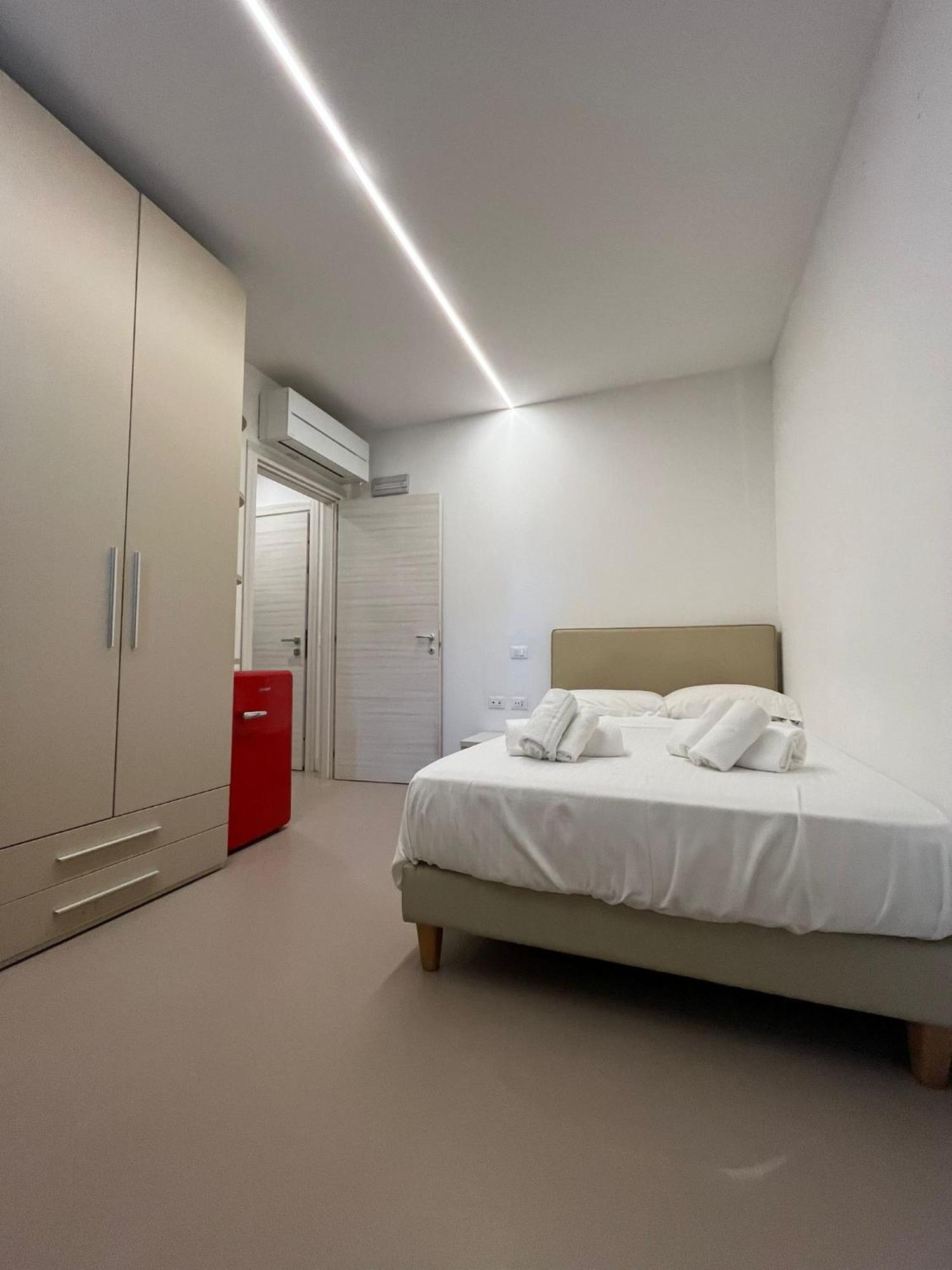Venus Suites Cervia Exterior foto