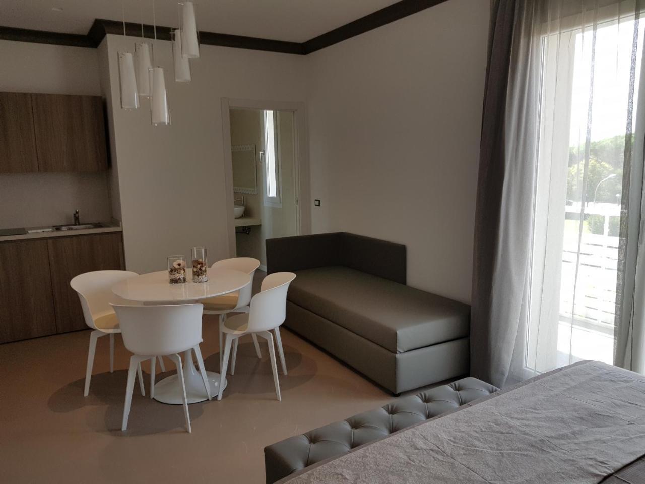 Venus Suites Cervia Exterior foto