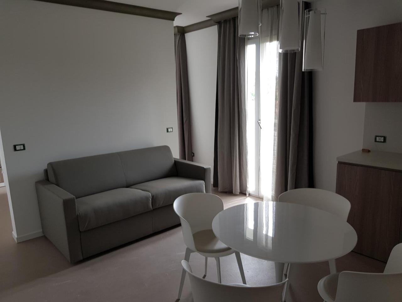 Venus Suites Cervia Exterior foto