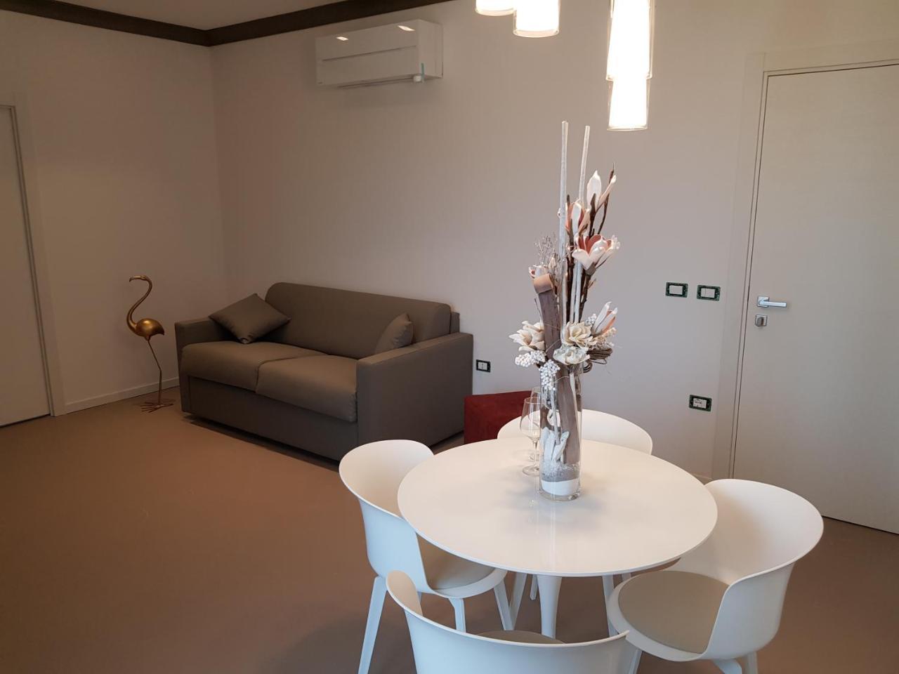 Venus Suites Cervia Exterior foto